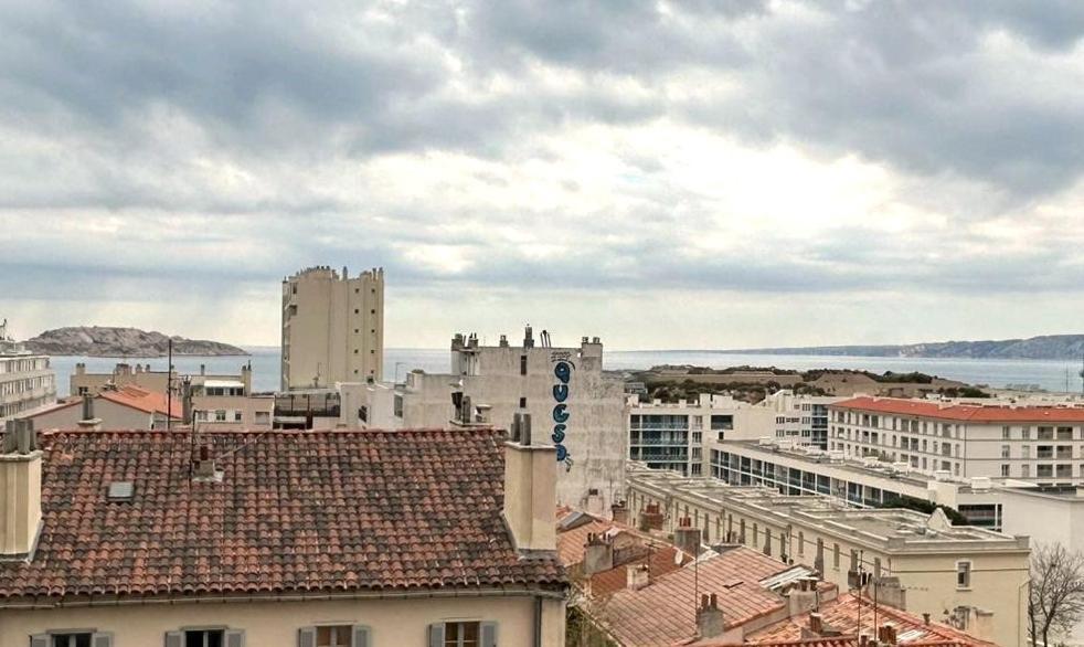 Le Pharo Appart Vue Mer Pres Plage Fort St Nicolas Vieux Port Mucem Appartement Marseilles